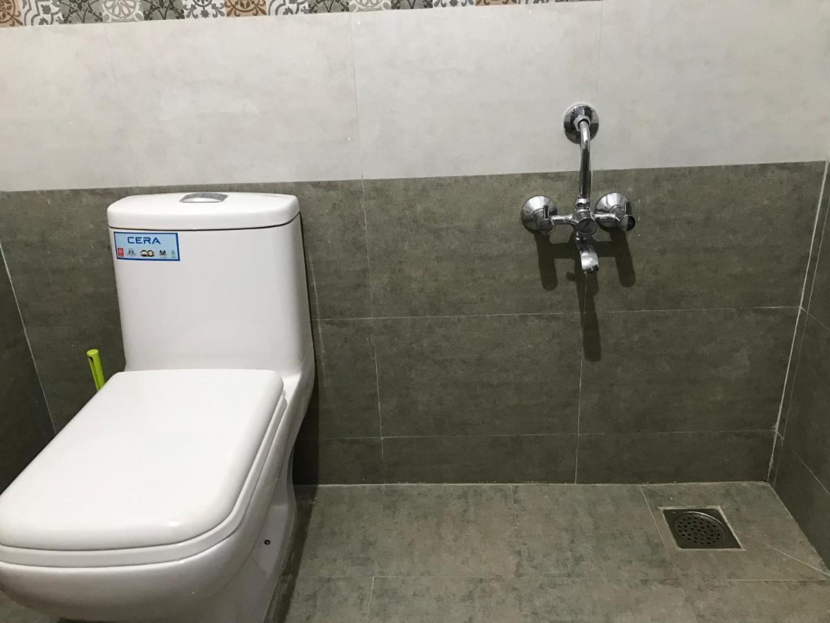 Lakshmi Tourist Home Guruvāyūr エクステリア 写真